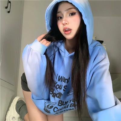 鬼马靓仔俏特务 海报